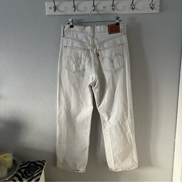 Levi’s Ribcage Straight Ankle Jeans - Picture 7 of 11